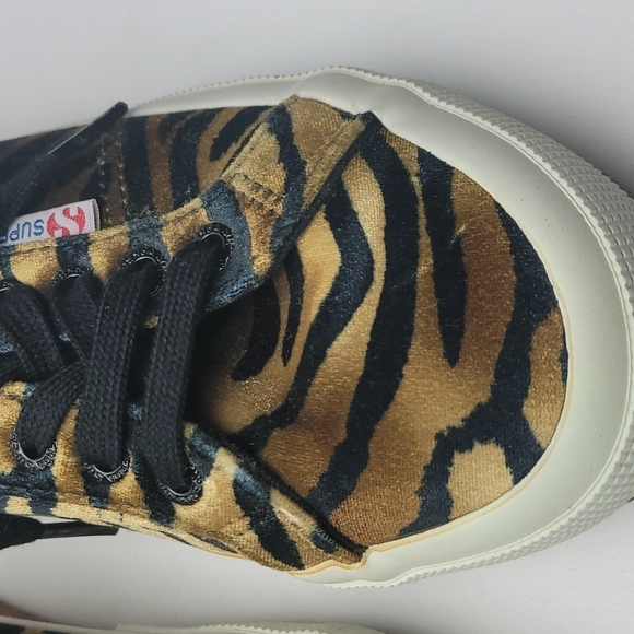 Superga 2750 Fanvelw Velvet Cognac Zebra Animal Print Sneakers Lace Up Size 8 - Picture 5 of 13